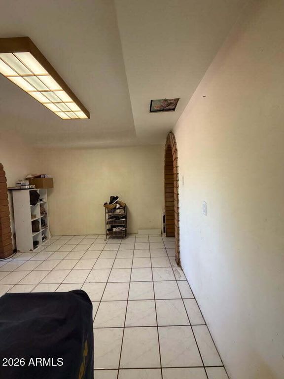 1522 W WIER Avenue, Phoenix, AZ 85041 — photo 2