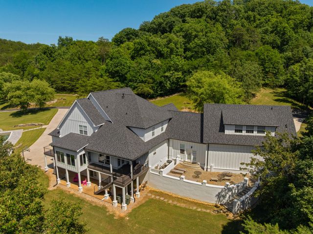 527 Reads Lake Road, Chattanooga, TN 37415