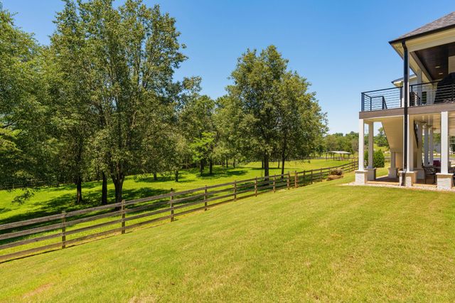 527 Reads Lake Road, Chattanooga, TN 37415