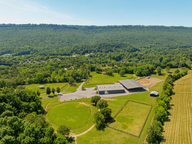 527 Reads Lake Road, Chattanooga, TN 37415