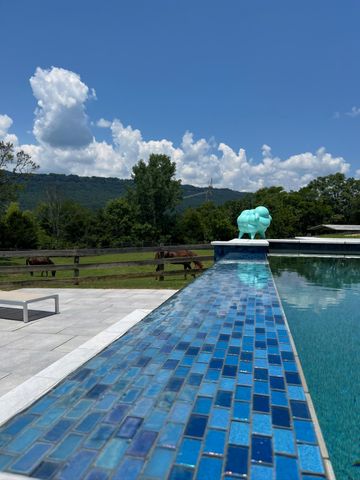 527 Reads Lake Road, Chattanooga, TN 37415