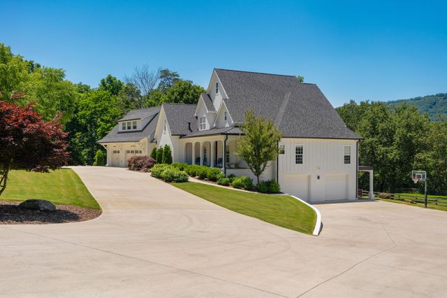 527 Reads Lake Road, Chattanooga, TN 37415
