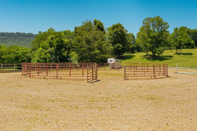 527 Reads Lake Road, Chattanooga, TN 37415