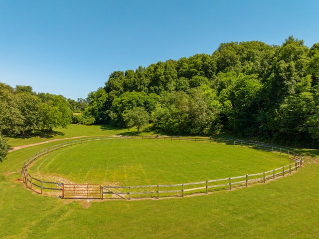 527 Reads Lake Road, Chattanooga, TN 37415