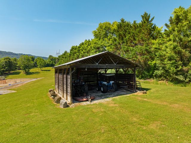 527 Reads Lake Road, Chattanooga, TN 37415