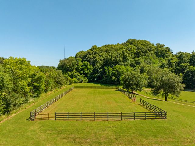 527 Reads Lake Road, Chattanooga, TN 37415