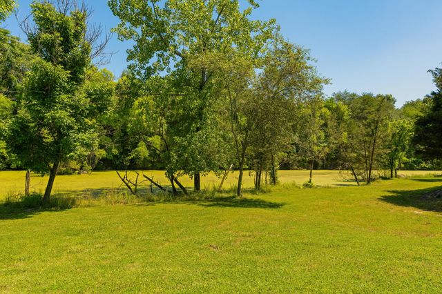 527 Reads Lake Road, Chattanooga, TN 37415