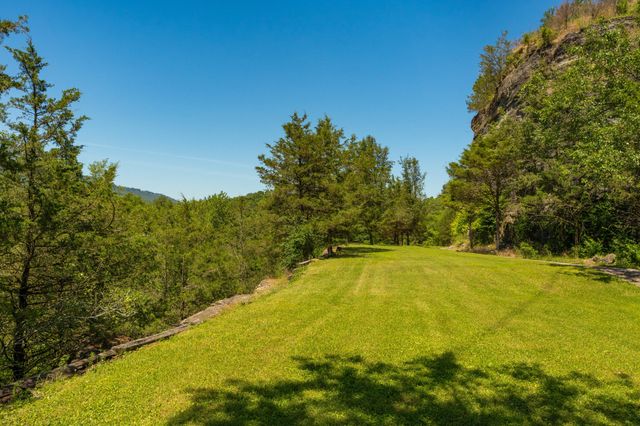 527 Reads Lake Road, Chattanooga, TN 37415