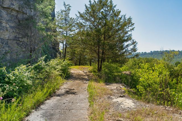 527 Reads Lake Road, Chattanooga, TN 37415