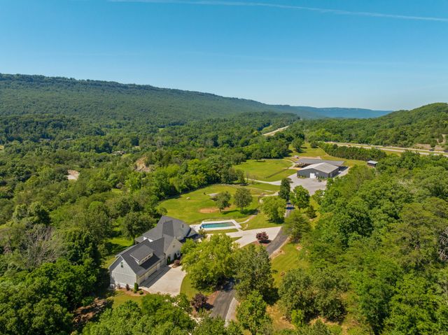 527 Reads Lake Road, Chattanooga, TN 37415