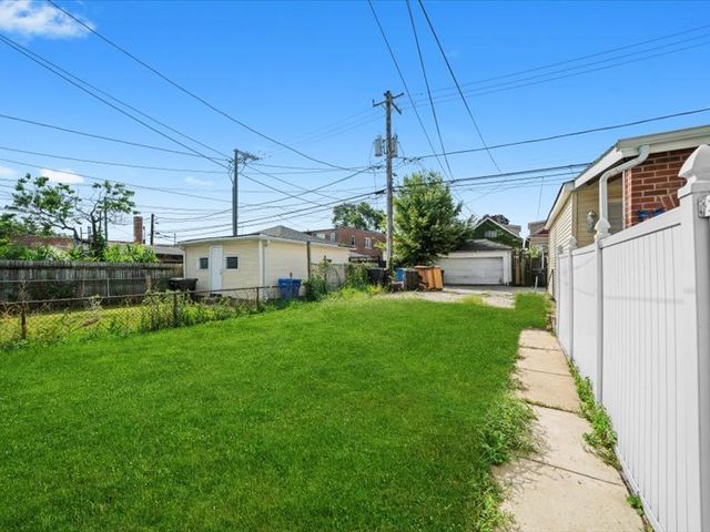 3219 W 64th Street, Chicago, IL 60629