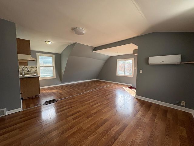 3219 W 64th Street, Chicago, IL 60629