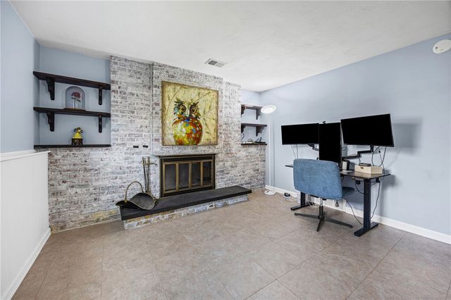 22 Pinebriar Drive, Greece, NY 14616