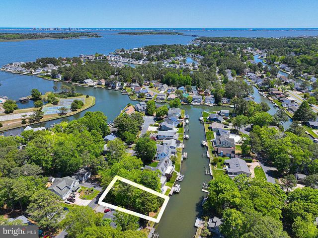 48 GRAND PORT RD, Ocean Pines, MD 21811