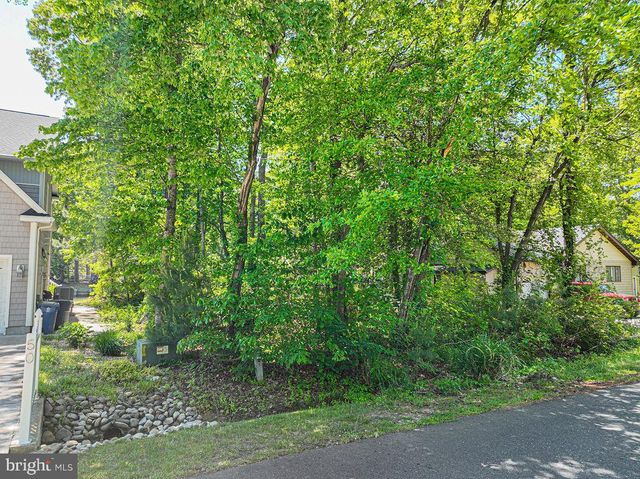 48 GRAND PORT RD, Ocean Pines, MD 21811