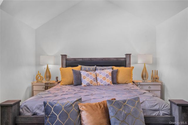 5 Seeley Bull Street, Monroe, NY 10950