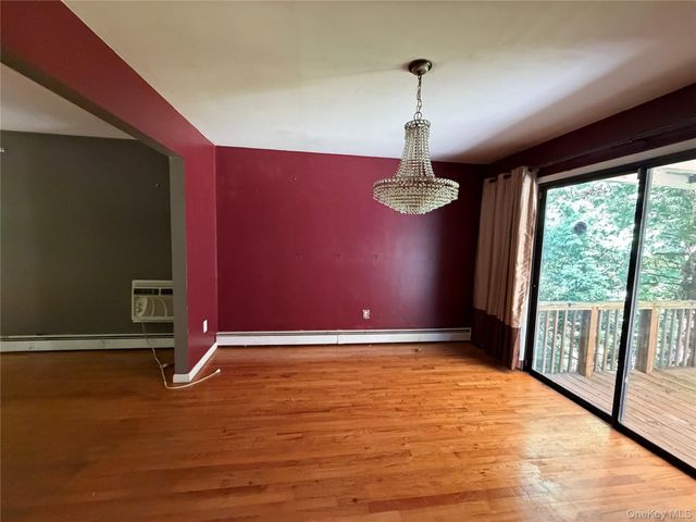 17 Franklin Drive, Mahopac, NY 10541
