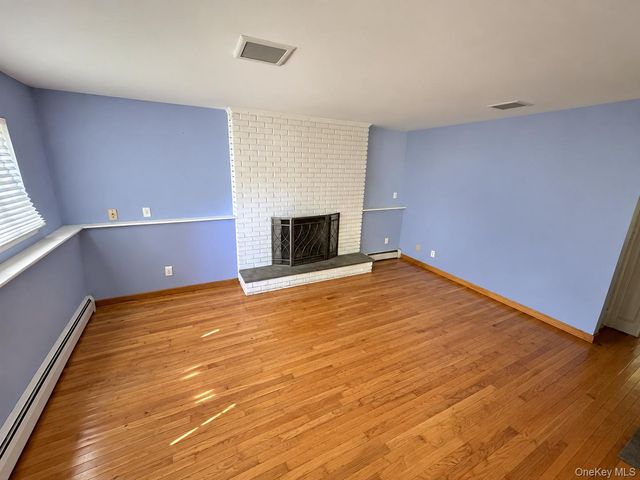 17 Franklin Drive, Mahopac, NY 10541