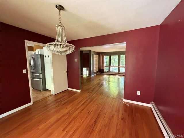 17 Franklin Drive, Mahopac, NY 10541