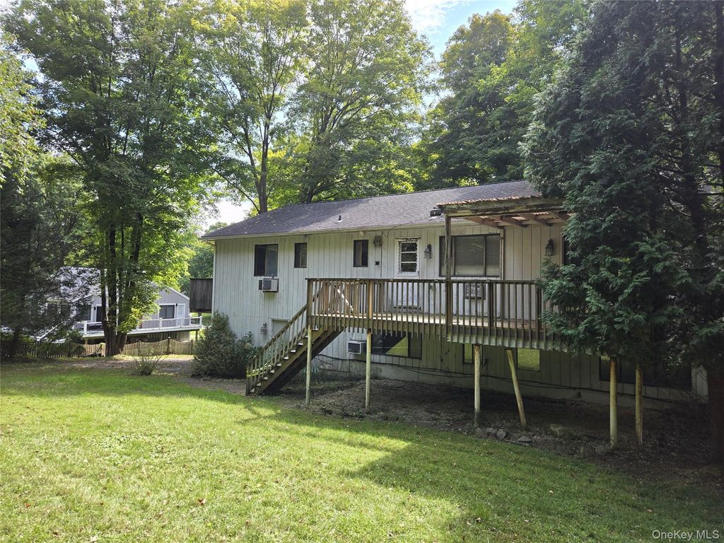 17 Franklin Drive, Mahopac, NY 10541 — photo 5