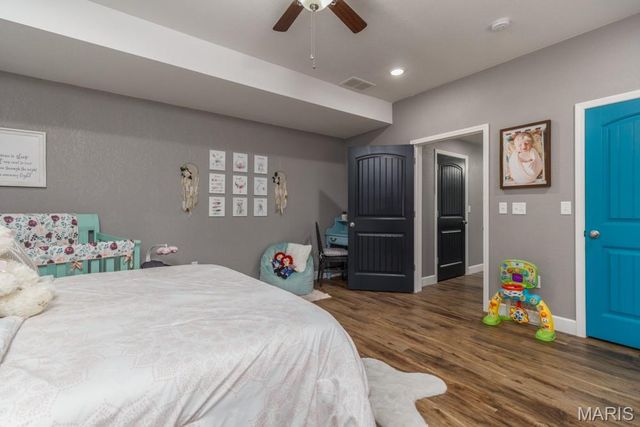 25243 Highway 32, Lebanon, MO 65536