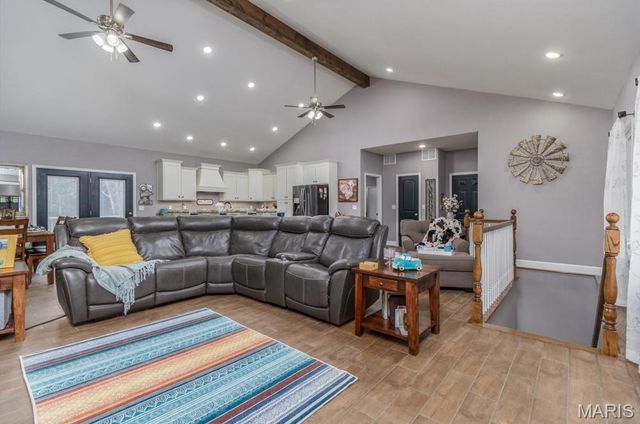 25243 Highway 32, Lebanon, MO 65536