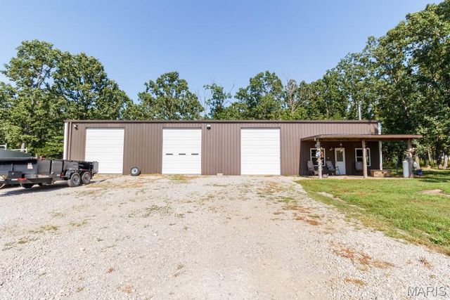 25243 Highway 32, Lebanon, MO 65536