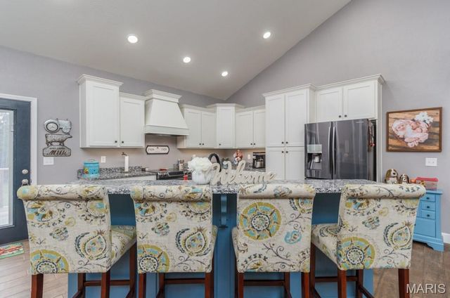 25243 Highway 32, Lebanon, MO 65536