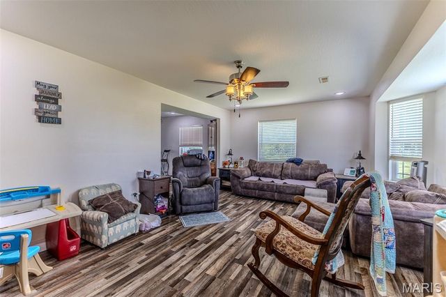 30170 Highway U, Crocker, MO 65452