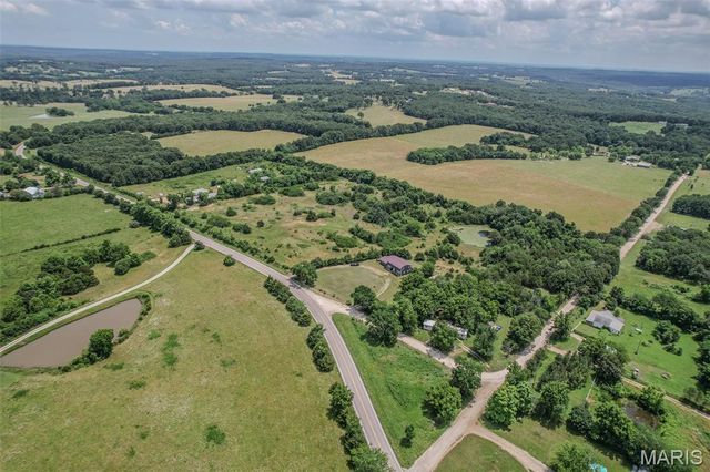 30170 Highway U, Crocker, MO 65452