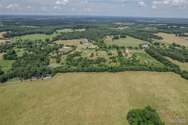 30170 Highway U, Crocker, MO 65452