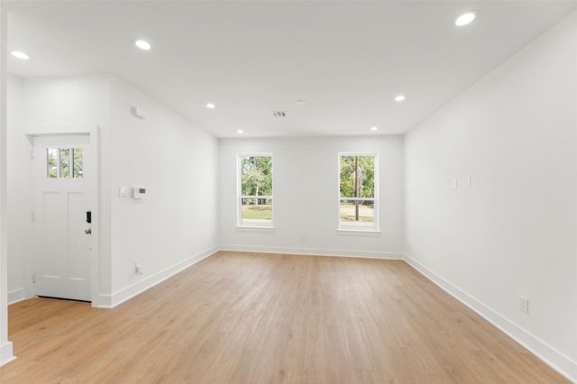 1477 Ferguson Way, Houston, TX 77088
