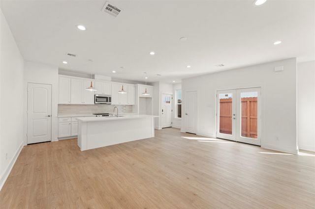1477 Ferguson Way, Houston, TX 77088