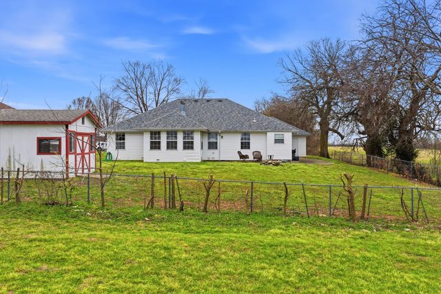 114 W Fall Creek Road, Willard, MO 65781