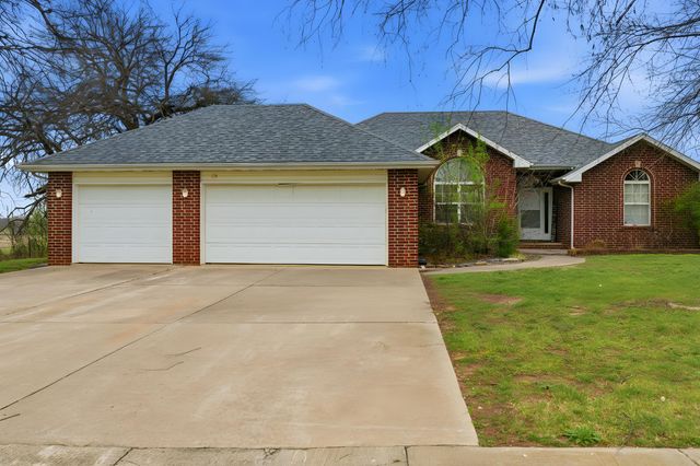 114 W Fall Creek Road, Willard, MO 65781