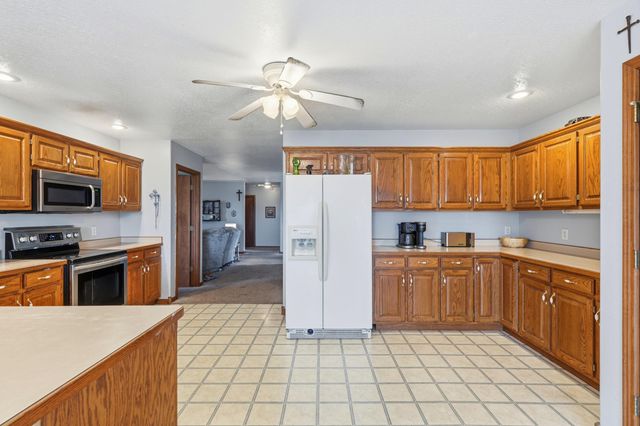 114 W Fall Creek Road, Willard, MO 65781