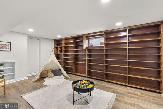 309 WATERFORD RD, Silver Spring, MD 20901