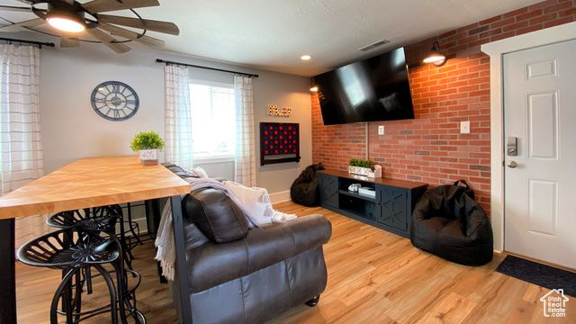 325 S 100 W, Garden City, UT 84028