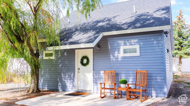 325 S 100 W, Garden City, UT 84028