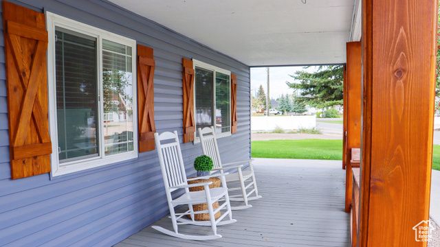 325 S 100 W, Garden City, UT 84028