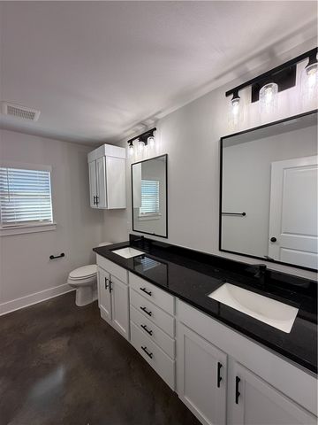 15 N Banner Avenue, Farmington, AR 72730