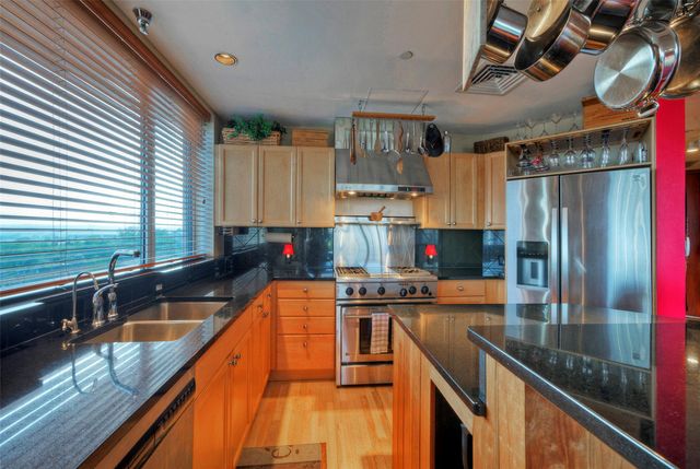 901 W 9th ST 1004, Austin, TX 78703