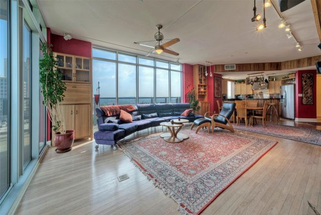 901 W 9th ST 1004, Austin, TX 78703