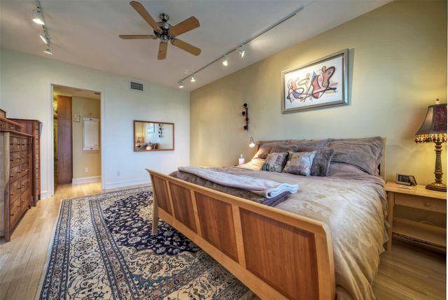 901 W 9th ST 1004, Austin, TX 78703