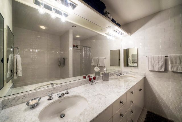901 W 9th ST 1004, Austin, TX 78703