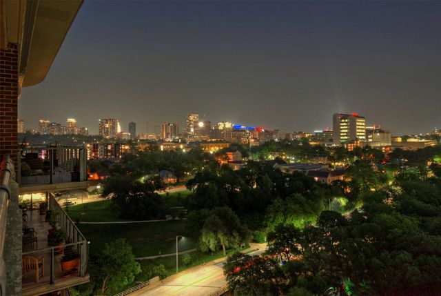 901 W 9th ST 1004, Austin, TX 78703