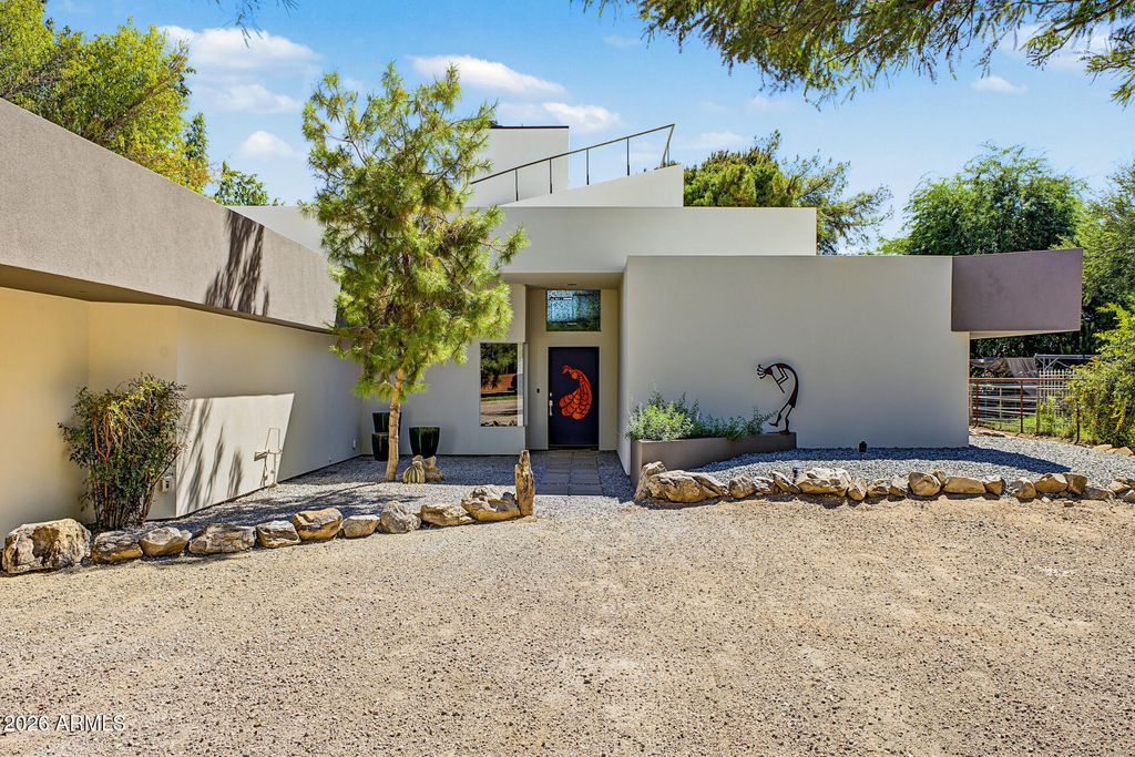 1535 E GUNSTOCK Circle, Chandler, AZ 85286