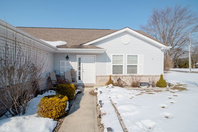 3404 Village Drive, Anderson, IN 46011