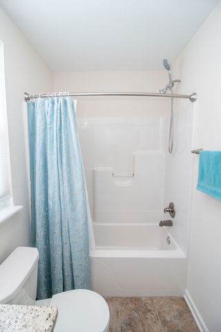 3404 Village Drive, Anderson, IN 46011