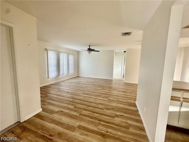 3822 SW 5th PL, Cape Coral, FL 33914